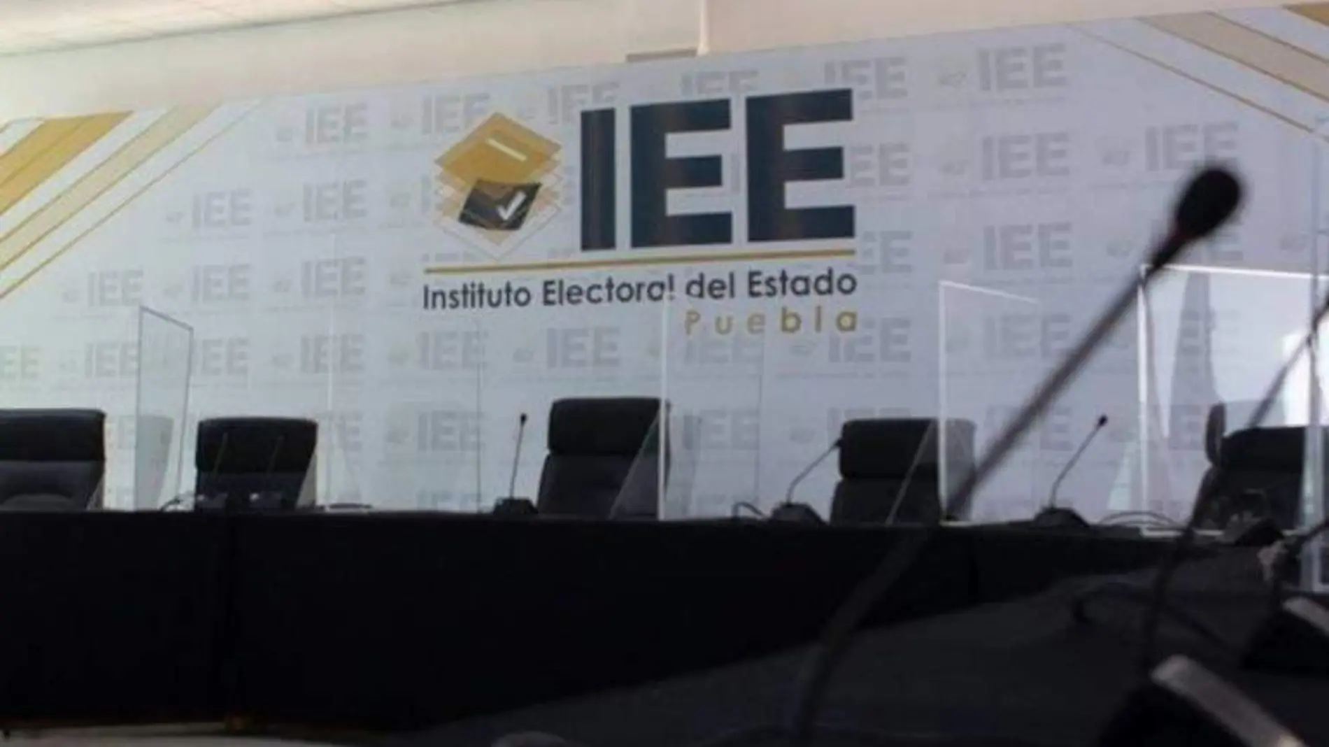 IEE analiza modificaciones en candidaturas para elección extraordinaria